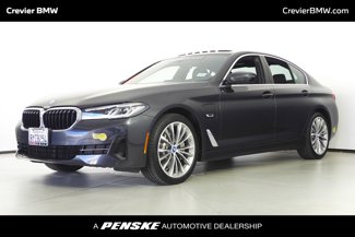 Certified 2022 BMW 530e w/ Convenience Package image 1