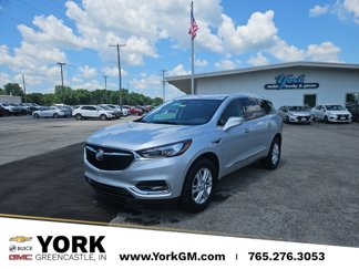 Used 2018 Buick Enclave Essence image 1