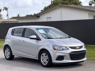 Used 2020 Chevrolet Sonic LT image 1