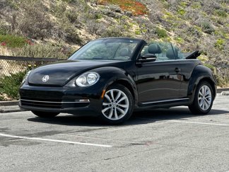 Used 2013 Volkswagen Beetle TDI image 1