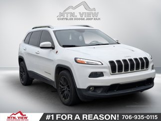 Used 2015 Jeep Cherokee Latitude w/ Cold Weather Group image 1