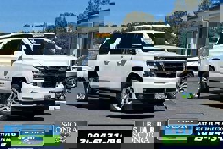 Used 2017 Chevrolet Suburban LT image 1