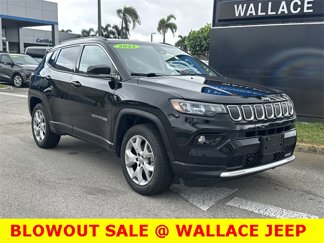 Used 2022 Jeep Compass Limited image 1