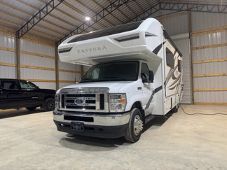 Used 2023 Ford E-450 and Econoline 450 Super Duty w/ Motorhome Prep Package image 1