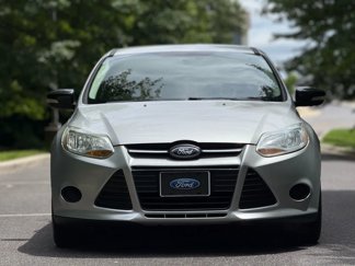 Used 2014 Ford Focus SE image 1