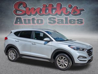 Used 2017 Hyundai Tucson SE image 1