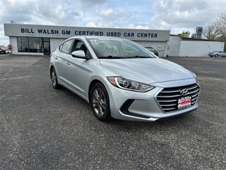 Used 2017 Hyundai Elantra SE image 1