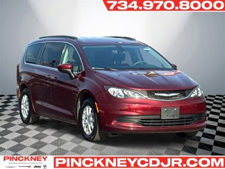Used 2020 Chrysler Voyager Lxi image 1