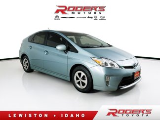 Used 2015 Toyota Prius Four image 1