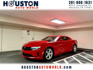 Used 2021 Chevrolet Camaro LT image 1