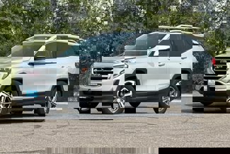 Used 2020 GMC Terrain SLT image 1