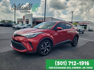 Used 2022 Toyota C-HR XLE image 1