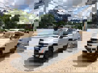 Used 2022 Jeep Grand Cherokee L Laredo image 1