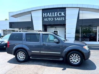 Used 2011 Nissan Pathfinder S image 1