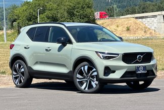 New 2025 Volvo XC40 B5 Ultra w/ Climate Package image 1