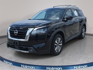 Used 2022 Nissan Pathfinder SL image 1