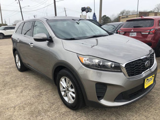 Used 2019 Kia Sorento FWD V6 image 1