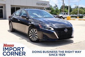 Used 2023 Nissan Altima 2.5 SV image 1
