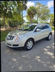 Used 2013 Cadillac SRX Luxury image 1