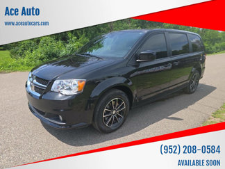 Used 2019 Dodge Grand Caravan SE image 1