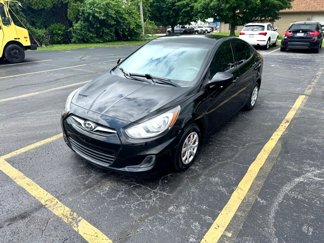 Used 2014 Hyundai Accent GLS image 1