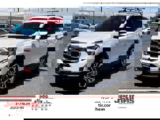 Used 2018 GMC Terrain SLT w/ Preferred Package image 1