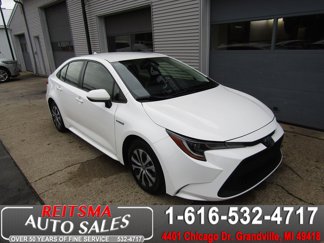 Used 2020 Toyota Corolla LE image 1