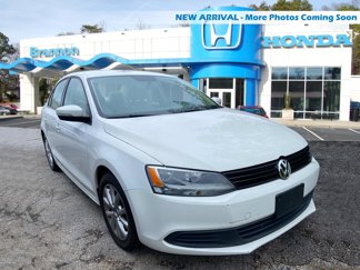 Used 2012 Volkswagen Jetta SE image 1