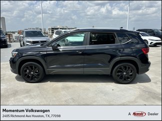 Certified 2023 Volkswagen Taos SE w/ Black Wheel Package image 1
