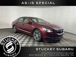 Used 2017 Buick LaCrosse Essence image 1