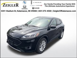 Used 2022 Ford Escape SE w/ Convenience Package image 1