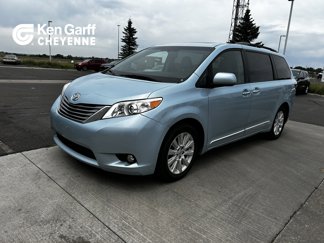 Used 2015 Toyota Sienna XLE w/ XLE Navigation Package image 1