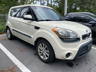 Used 2013 Kia Soul + image 1