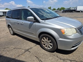 Used 2012 Chrysler Town & Country Touring w/ Entertainment Group #1 image 1