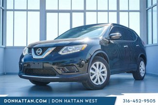 Used 2015 Nissan Rogue S image 1