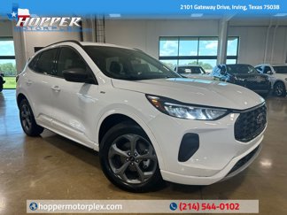 Used 2023 Ford Escape ST-Line image 1