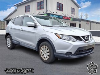 Used 2017 Nissan Rogue Sport S image 1