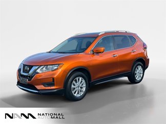 Used 2018 Nissan Rogue SV w/ Sun & Sound Touring Package image 1