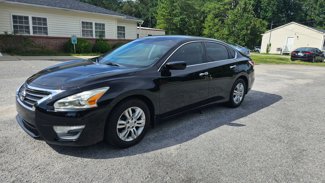 Used 2015 Nissan Altima 2.5 S w/ Sport Value Package image 1