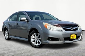 Used 2010 Subaru Legacy 2.5i Premium image 1