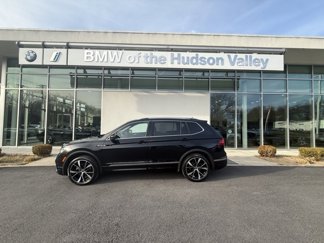 Used 2022 Volkswagen Tiguan SEL R-Line image 1