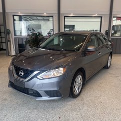Used 2018 Nissan Sentra SV image 1