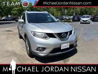 Used 2015 Nissan Rogue SL w/ SL Premium Package image 1