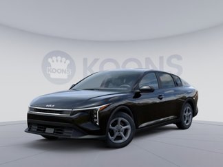 New 2025 Kia K4 LXS image 1