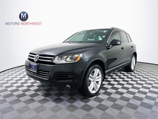 Used 2011 Volkswagen Touareg TDI image 1