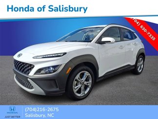 Used 2023 Hyundai Kona SEL image 1
