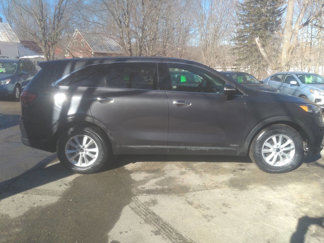 Used 2019 Kia Sorento AWD V6 image 1