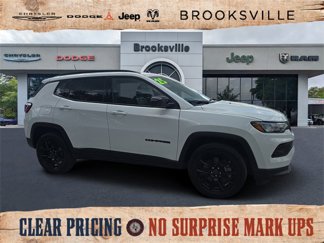 New 2025 Jeep Compass Latitude image 1
