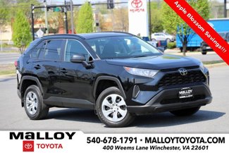 Used 2021 Toyota RAV4 LE image 1