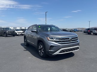 Used 2021 Volkswagen Atlas Cross Sport SE image 1